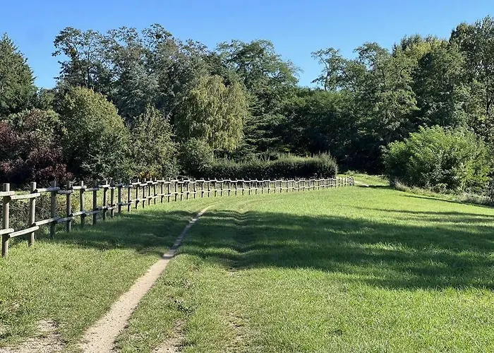 * Domaine De La Solaie * - Proche Bords De Loire