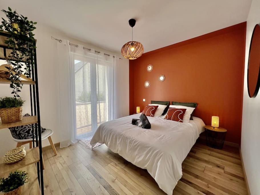 * Domaine De La Solaie * - Proche Bords De Loire Saint-Denis-de lʼHôtel